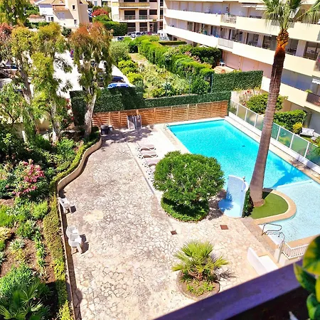Cap D'antibes Piscine Et Apartmán *