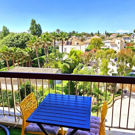 Cap D'antibes Piscine Et Apartman *