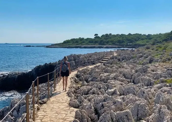 Апартаменты Cap D'antibes Piscine Et Антиб
