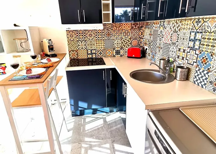 Cap D'antibes Piscine Et * אנטיב